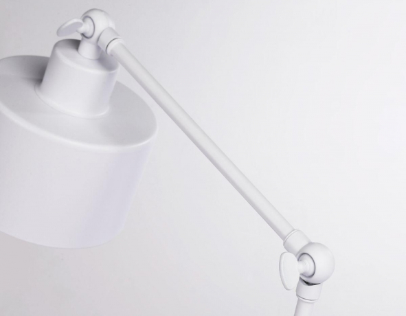 Настольная лампа в комплекте с лампочкой  Ambrella light TR8152+Lamps 