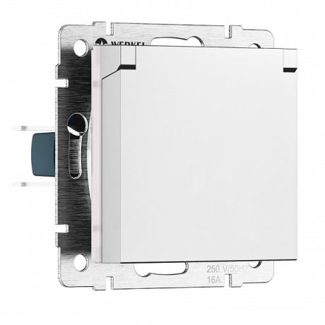 Розетка с заземлением и со шторкой, без рамки с крышкой Werkel W1171261