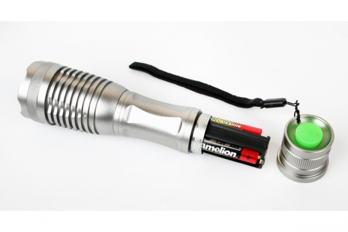 Нарушена упаковка!  <188983> Ручной светодиодный фонарь на батарейках. Дистанция освещения - 400м. 5 режимов работы. Camelion LED5137 (12974)