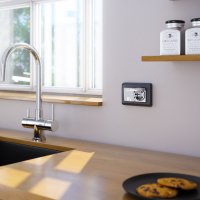 Розетка двойная влагозащищенная с заземлением и со шторками, без рамки с крышкой Werkel серебряный рифленый W1172209