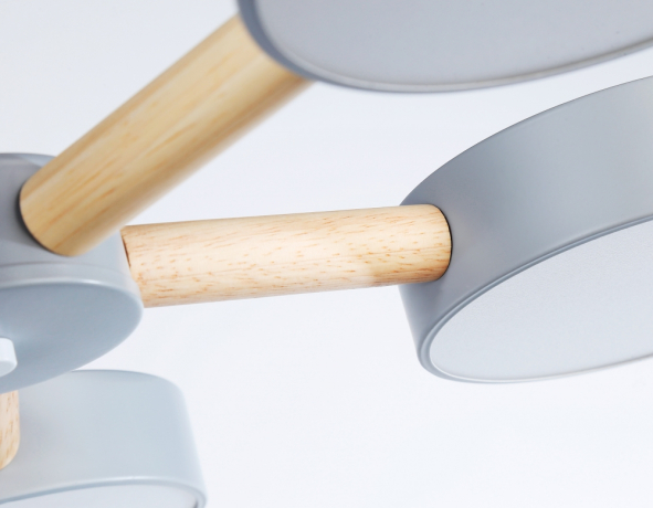 Потолочный светодиодный светильник с пультом Ambrella light COMFORT LineTechFL4826