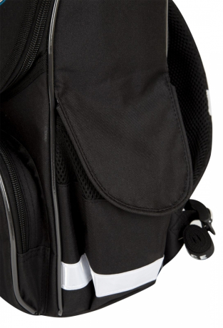 Нарушена упаковка!  <712387> Рюкзак Schoolformat BASIC ОТКРЫТЫЙ КОСМОС 13 л черн. 38х28х16 жестк. каркас 1 отд. молния держатель д/карточек, брелок, д/мальчиков РЮКЖК-ОК (247703)