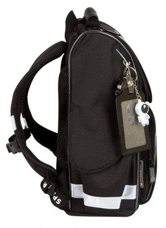 Нарушена упаковка!  <712387> Рюкзак Schoolformat BASIC ОТКРЫТЫЙ КОСМОС 13 л черн. 38х28х16 жестк. каркас 1 отд. молния держатель д/карточек, брелок, д/мальчиков РЮКЖК-ОК (247703)
