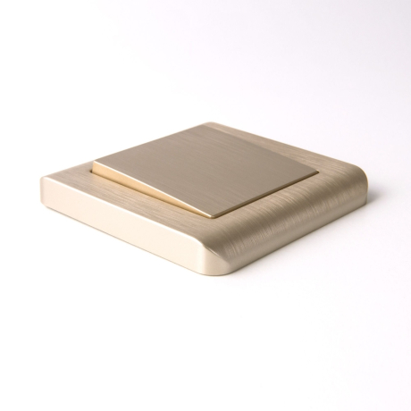 Рамка на 1 пост (шампань) Werkel W0012111