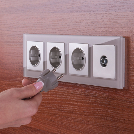 Рамка на 4 поста (дымчатый,стекло) Werkel W0041117