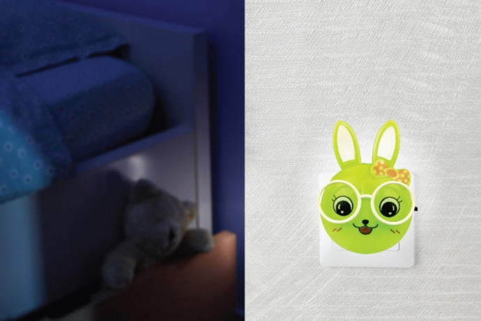 NL-241 ''Зайцы очкарики'' LED ночник Camelion 13816 