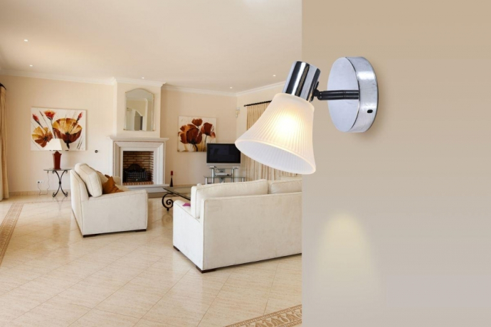 Нарушена упаковка!  <266156> Спот Escada 661/1A E14*60W Chrome/Black HORN