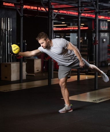 Нарушена упаковка!  <381941> Медбол высокой плотности GB-702, 1 кг, желтый 4680459116581