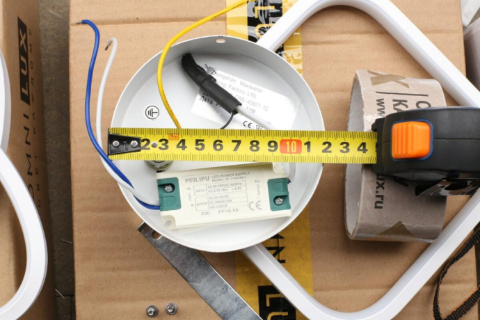 OML-42601-12 Бра Omnilux Banbury 