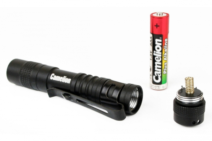 Ручной светодиодный фонарь на батарейках. Дистанция освещения 150 м. 3 режима работы. Camelion LED51516 (12916)